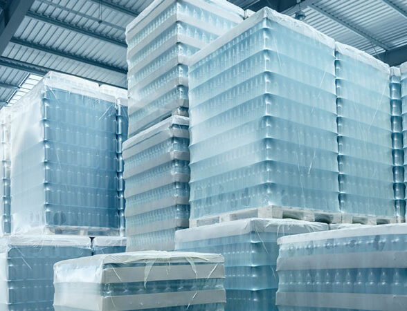Come chiudere i pallet con il film termoretraibile?